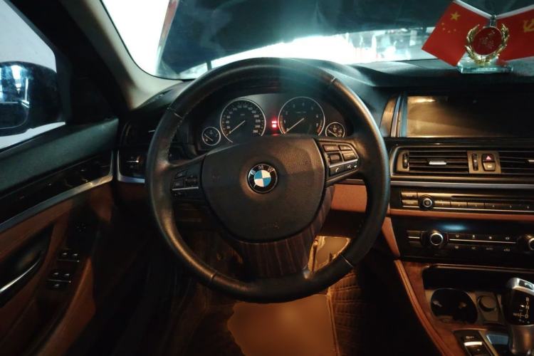 Used BMW 5 Series 2014 520Li Elegant Model Steering Wheel