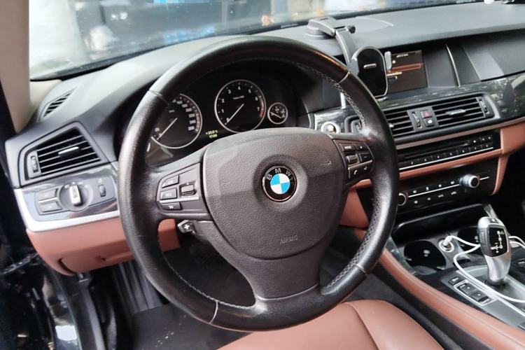 Used BMW 5 Series 2014 520i Elegant Edition Steering Wheel