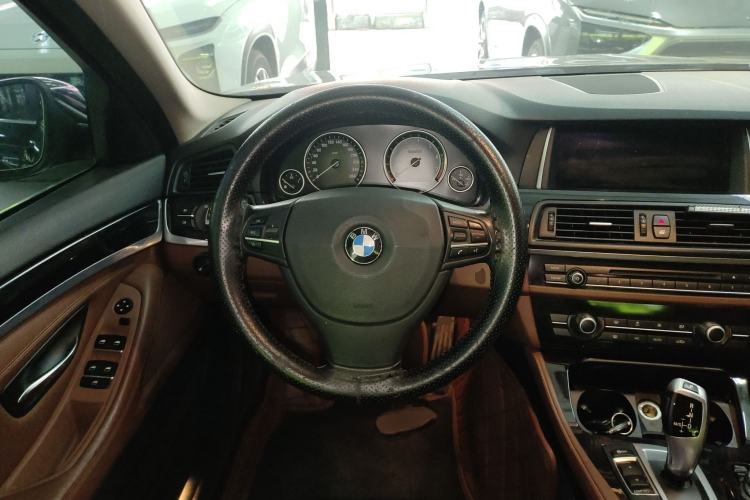 Used BMW 5 Series 2014 520i Elegant Edition Steering Wheel