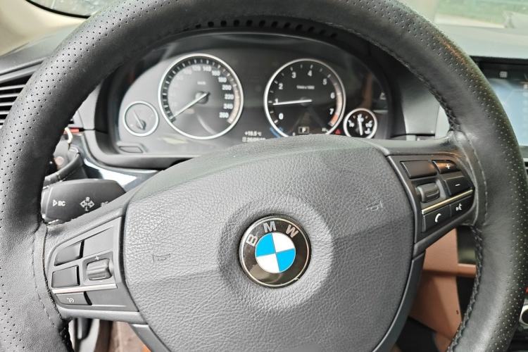Used BMW 5 Series 2014 520Li Elegant Model Steering Wheel