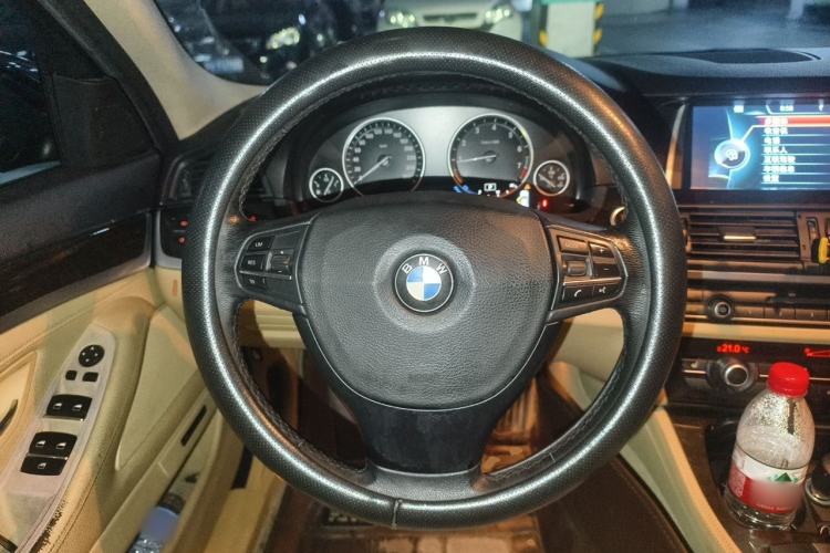 Used BMW 5 Series 2014 525Li Leading Model Steering Wheel