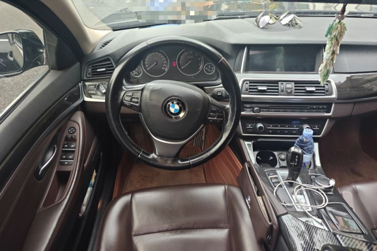 Used BMW 5 Series 2014 525Li Luxury Design Package Steering Wheel