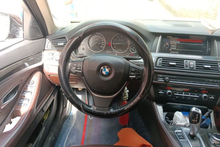 Used BMW 5 Series 2014 525Li Luxury Design Package Steering Wheel
