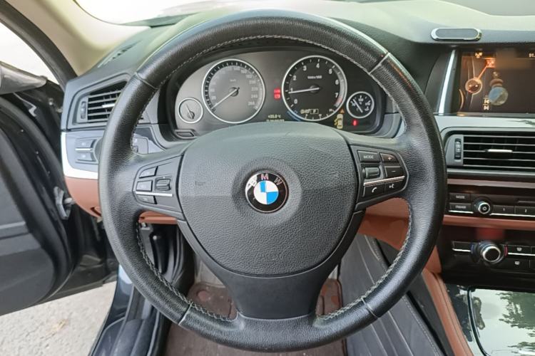 Used BMW 5 Series 2014 520Li Elegant Model Steering Wheel