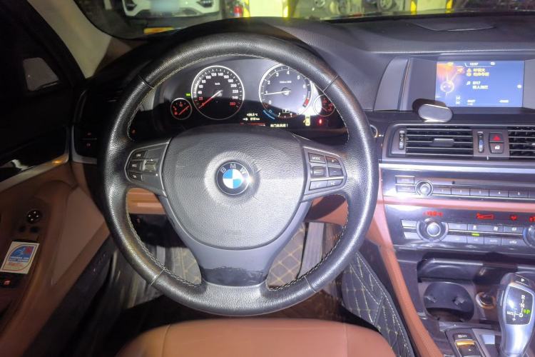 Used BMW 5 Series 2014 520Li Elegant Model Steering Wheel