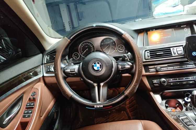 Used BMW 5 Series 2014 525Li Leading Model Steering Wheel