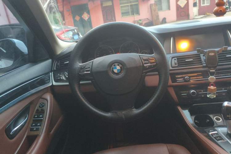 Used BMW 5 Series 2014 520Li Elegant Model Steering Wheel