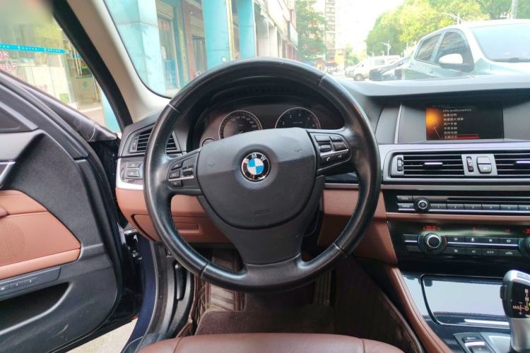 Used BMW 5 Series 2014 520i Elegant Edition Steering Wheel