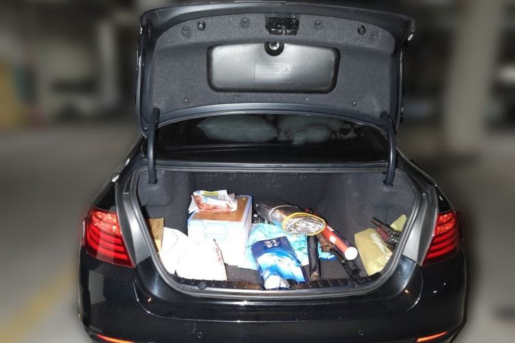 Used BMW 5 Series 2014 520i Elegant Edition Trunk