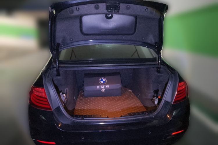 Used BMW 5 Series 2014 520Li Elegant Model Trunk