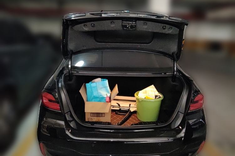 Used BMW 5 Series 2014 520Li Elegant Model Trunk