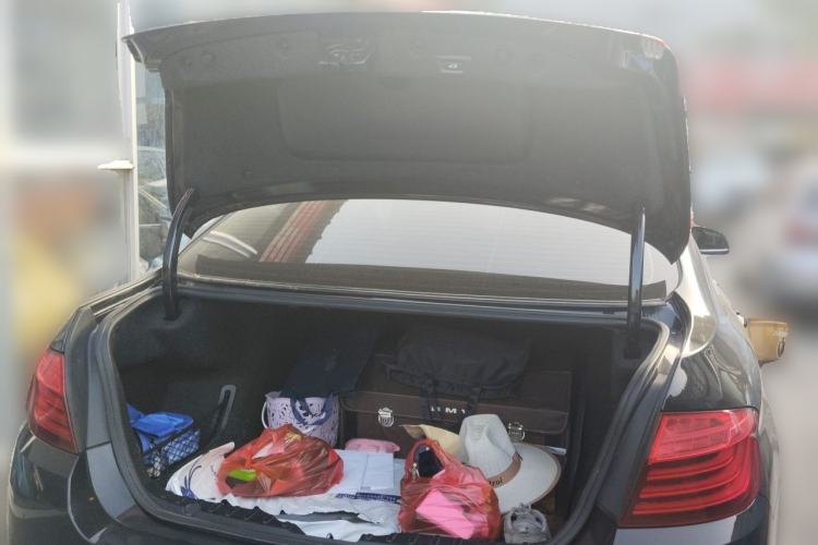 Used BMW 5 Series 2014 528Li Leading Model Trunk
