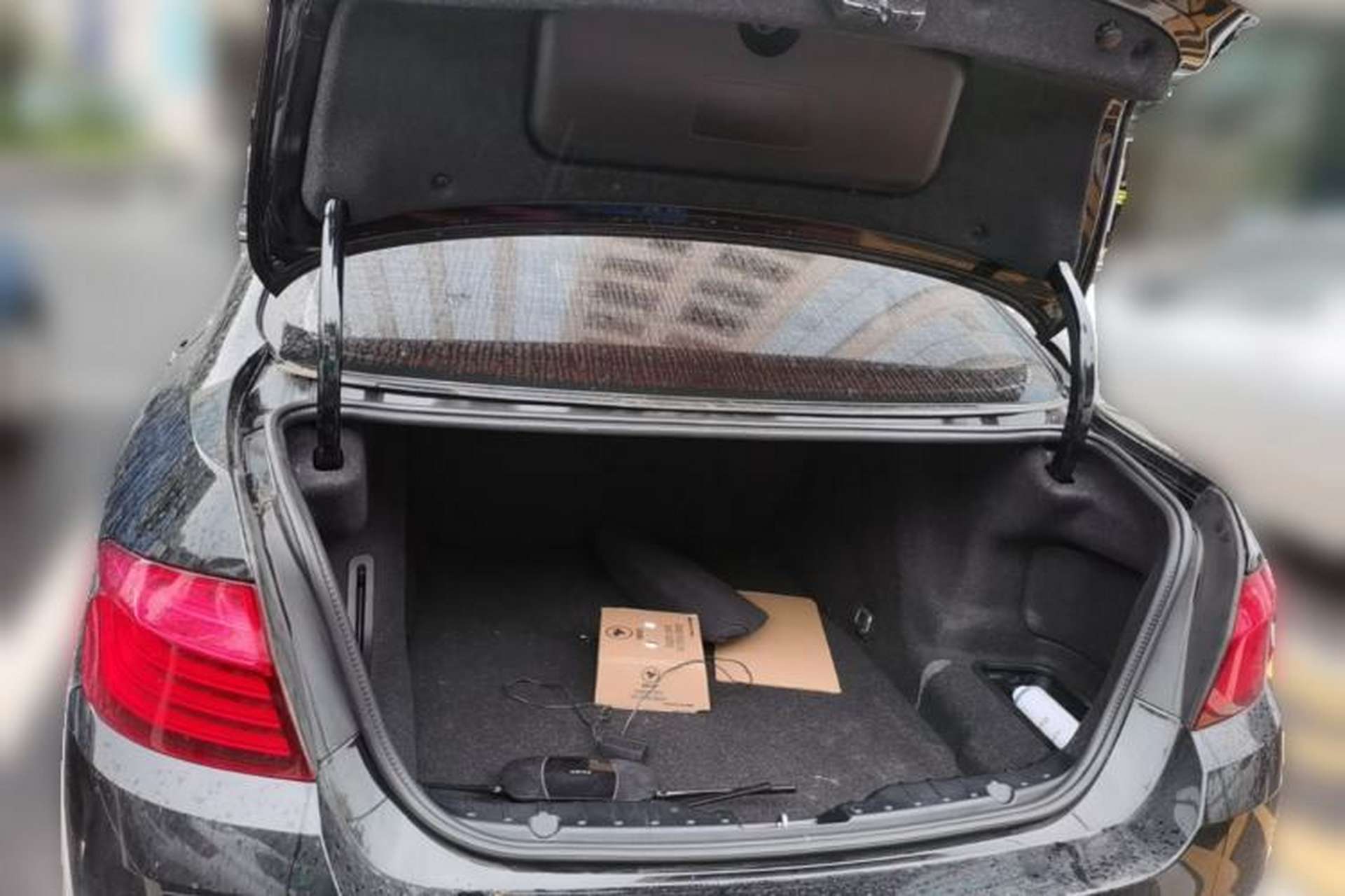 Used BMW 5 Series 2014 525Li Luxury Design Package Trunk