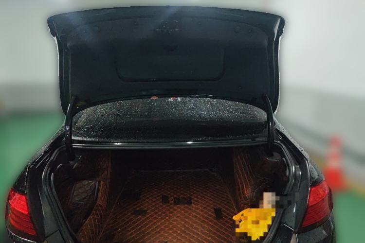 Used BMW 5 Series 2014 525Li Leading Model Trunk