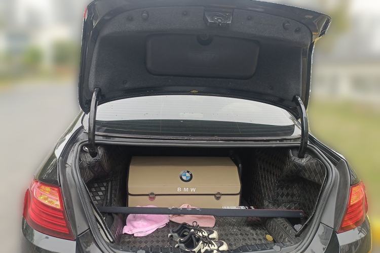 Used BMW 5 Series 2014 525Li Luxury Design Package Trunk