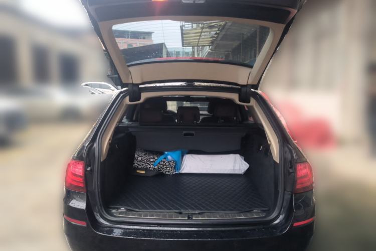 Used BMW 5 Series 2014 520i Touring Edition Trunk
