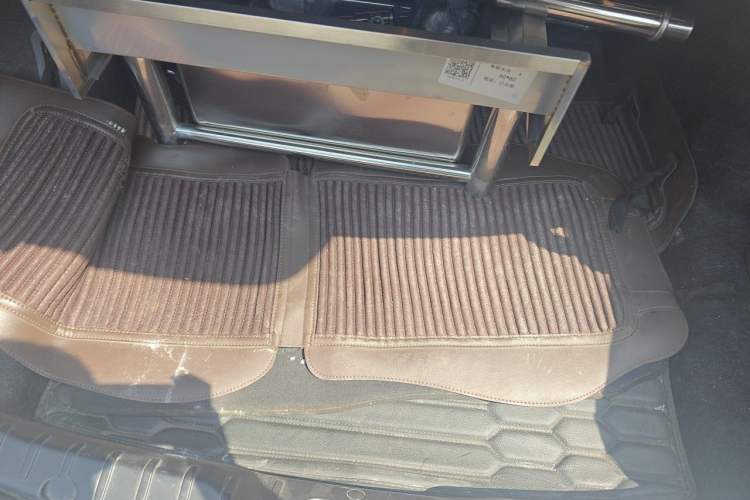 Used BMW 5 Series 2014 525Li Leading Model Trunk