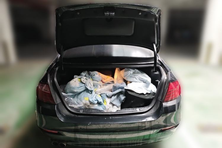 Used BMW 5 Series 2014 525Li Leading Model Trunk