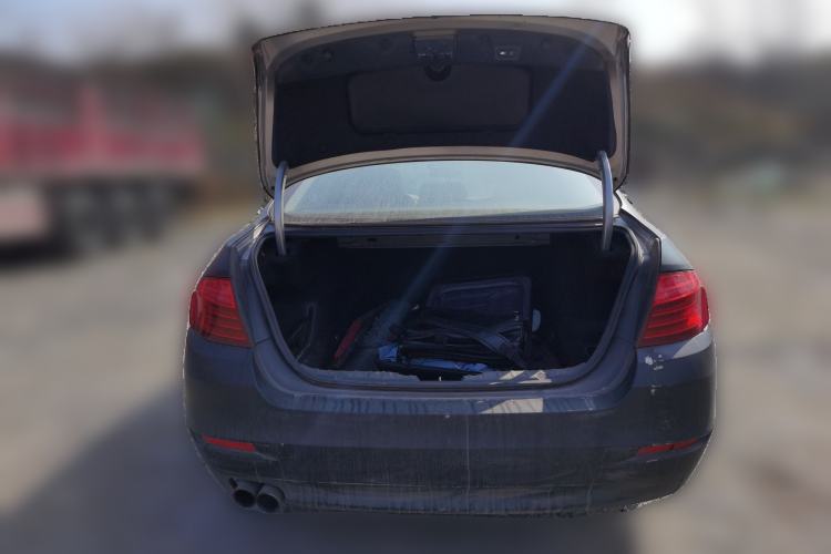 Used BMW 5 Series 2014 520Li Elegant Model Trunk