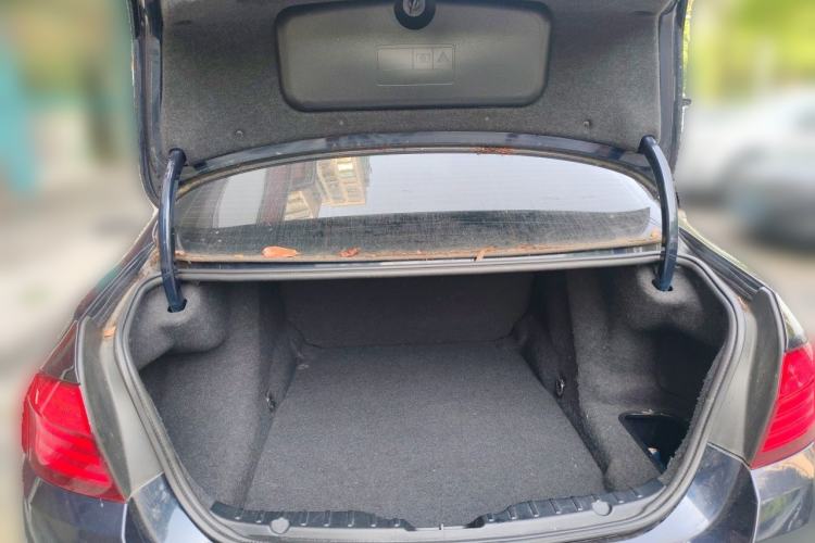 Used BMW 5 Series 2014 520i Elegant Edition Trunk
