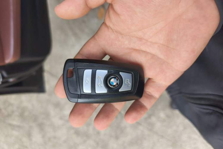 Used BMW 5 Series 2014 528Li Leading Model Vehicle Key