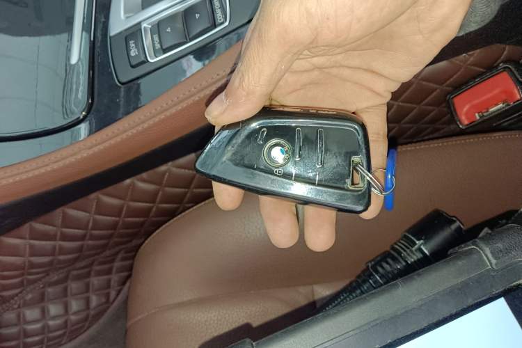 Used BMW 5 Series 2014 520Li Elegant Model Vehicle Key
