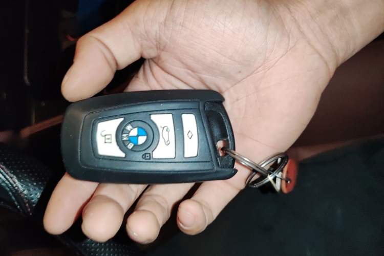 Used BMW 5 Series 2014 520Li Elegant Model Vehicle Key