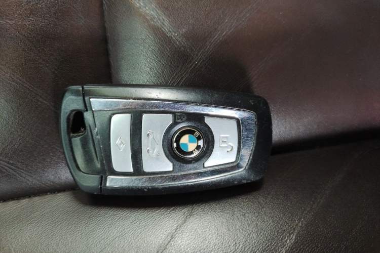 Used BMW 5 Series 2014 525Li Luxury Design Package Vehicle Key