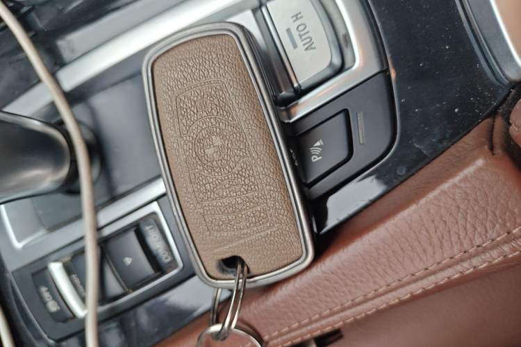 Used BMW 5 Series 2014 520Li Elegant Model Vehicle Key
