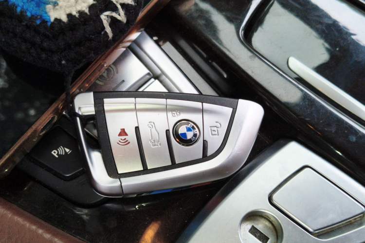 Used BMW 5 Series 2014 525Li Leading Model Vehicle Key