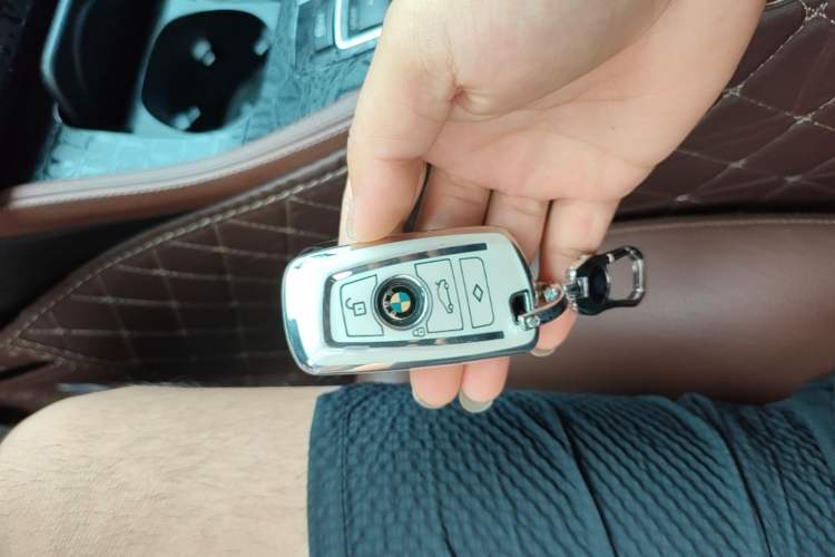 Used BMW 5 Series 2014 520Li Elegant Model Vehicle Key