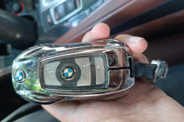 Used BMW 5 Series 2014 520Li Elegant Model Vehicle Key