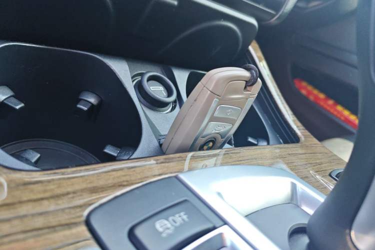 Used BMW 5 Series 2014 528Li xDrive Fashion Design Package Vehicle Key