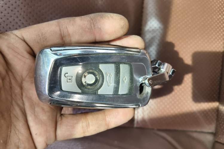 Used BMW 5 Series 2014 525Li Leading Model Vehicle Key