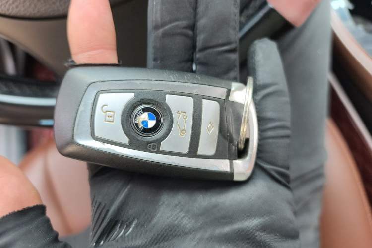 Used BMW 5 Series 2014 520Li Elegant Model Vehicle Key