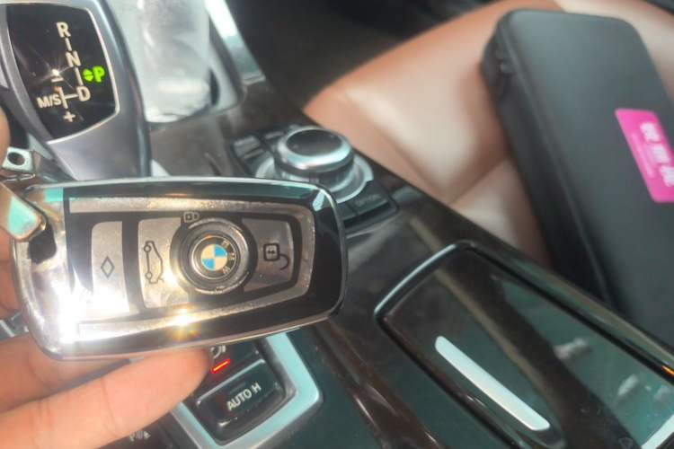 Used BMW 5 Series 2014 525Li Leading Model Vehicle Key