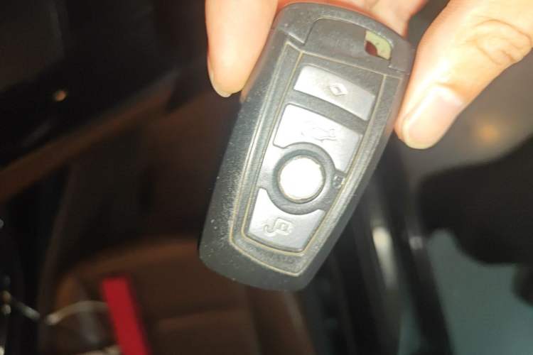 Used BMW 5 Series 2014 520Li Elegant Model Vehicle Key