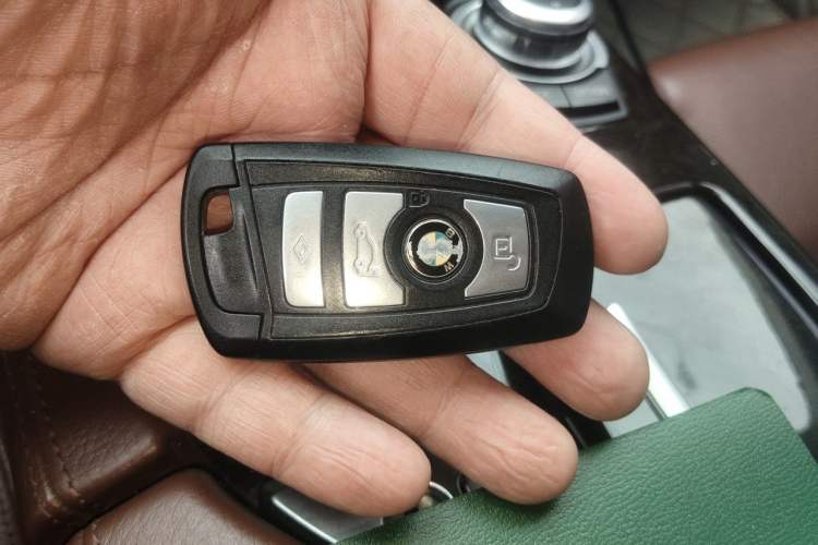 Used BMW 5 Series 2014 525Li Leading Model Vehicle Key