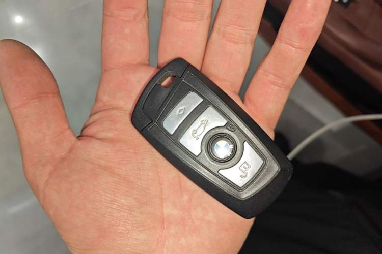 Used BMW 5 Series 2014 525Li Leading Model Vehicle Key