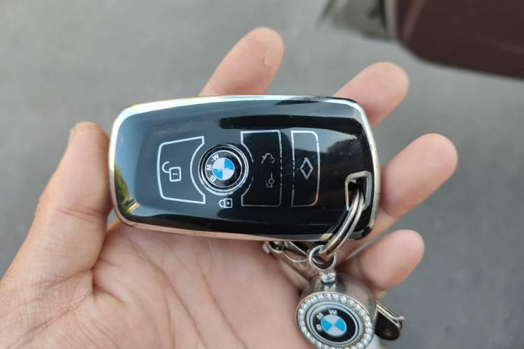 Used BMW 5 Series 2014 525Li Luxury Design Package Vehicle Key