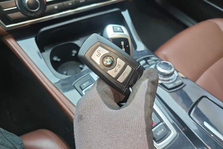 Used BMW 5 Series 2014 520Li Elegant Model Vehicle Key