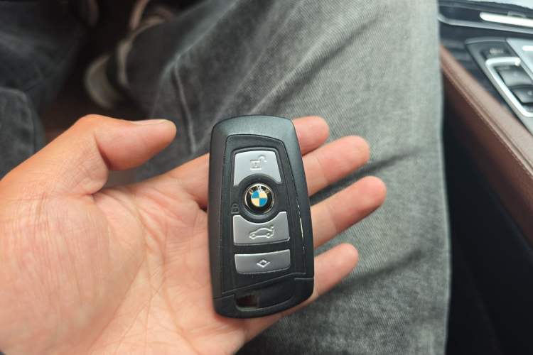 Used BMW 5 Series 2014 520Li Elegant Model Vehicle Key