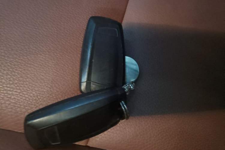 Used BMW 5 Series 2014 525Li Leading Model Vehicle Key