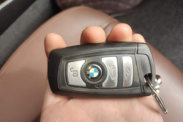 Used BMW 5 Series 2014 525Li Leading Model Vehicle Key