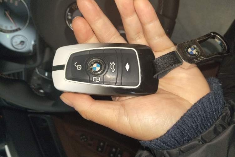 Used BMW 5 Series 2014 525Li Leading Model Vehicle Key