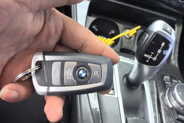 Used BMW 5 Series 2014 525Li Luxury Design Package Vehicle Key