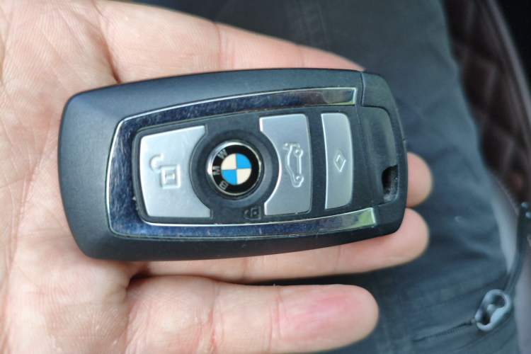 Used BMW 5 Series 2014 525Li Luxury Design Package Vehicle Key