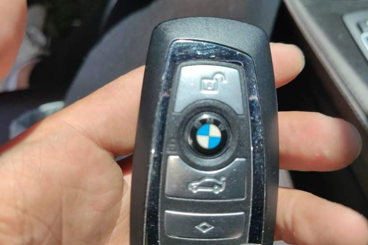 Used BMW 5 Series 2014 525Li Luxury Design Package Vehicle Key