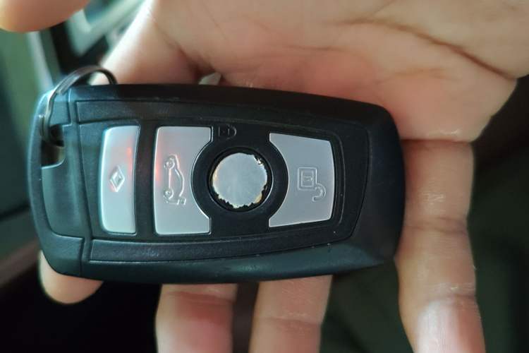 Used BMW 5 Series 2014 525Li Leading Model Vehicle Key