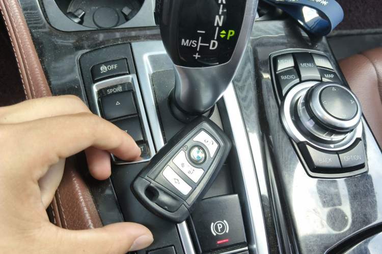 Used BMW 5 Series 2014 525Li Leading Model Vehicle Key